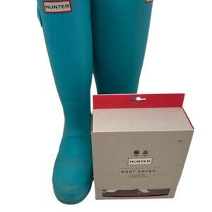 HUNTER Original Tall Turquoise Blue Wellies Rain Boots AND Boot socks!! Size 7